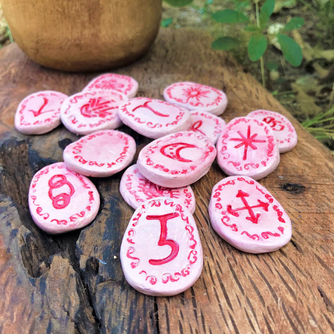 Runas de Bruja artesanales "Llama del Amor Sagrado"