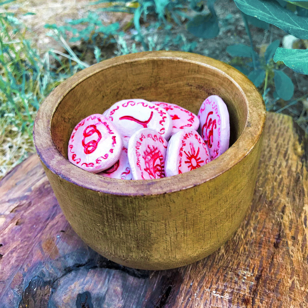Runas de Bruja artesanales "Llama del Amor Sagrado"