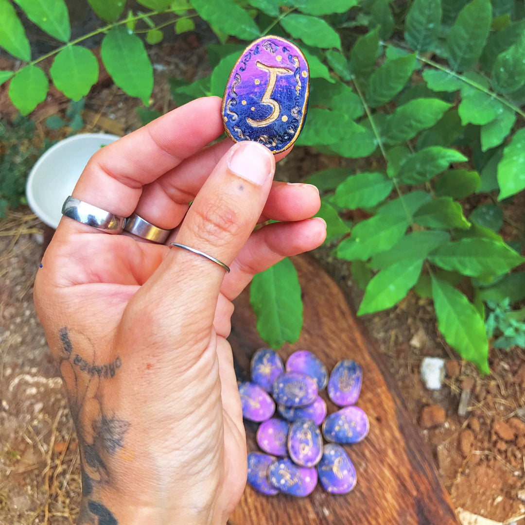 Runas de Bruja artesanales "Velo Astral"