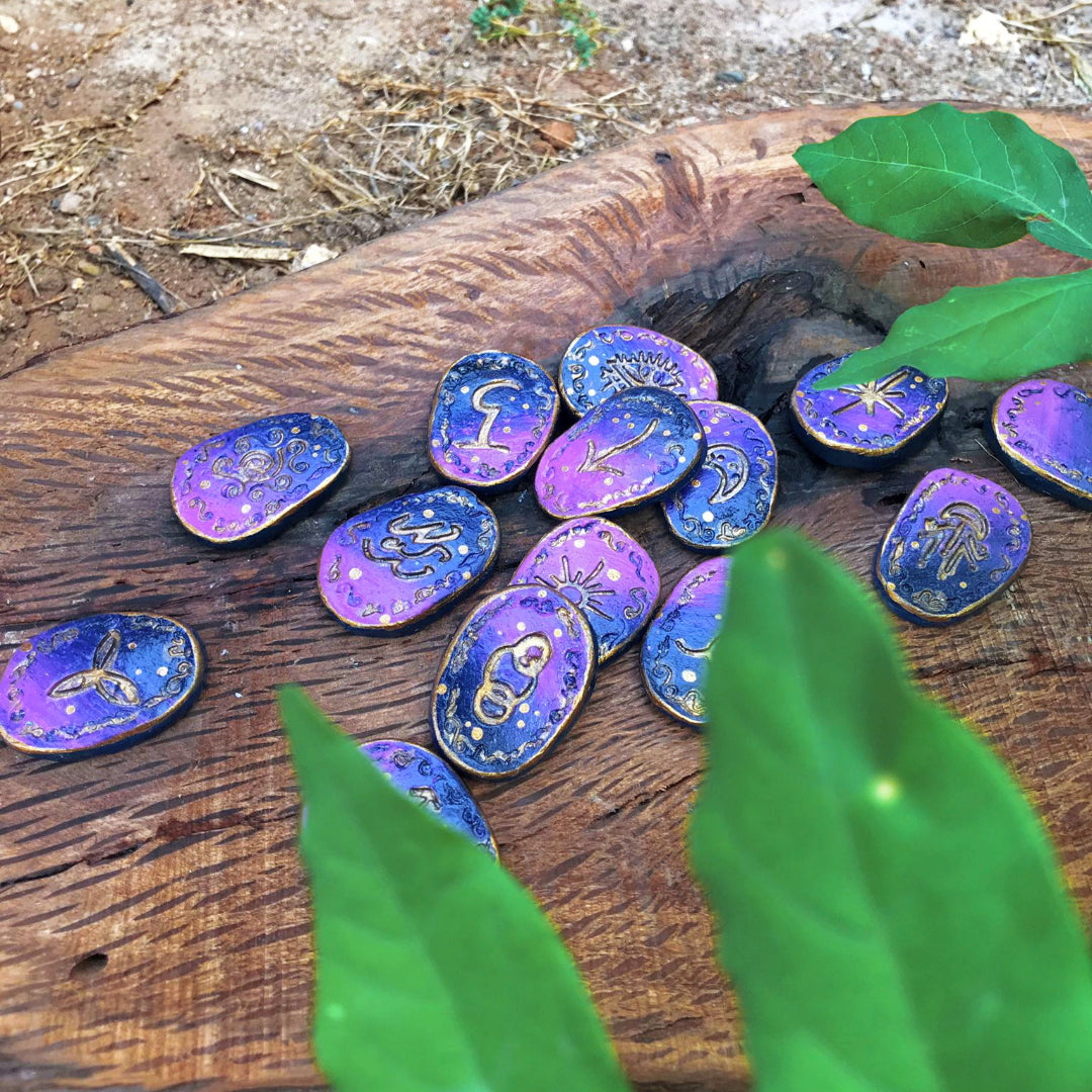 Runas de Bruja artesanales "Velo Astral"