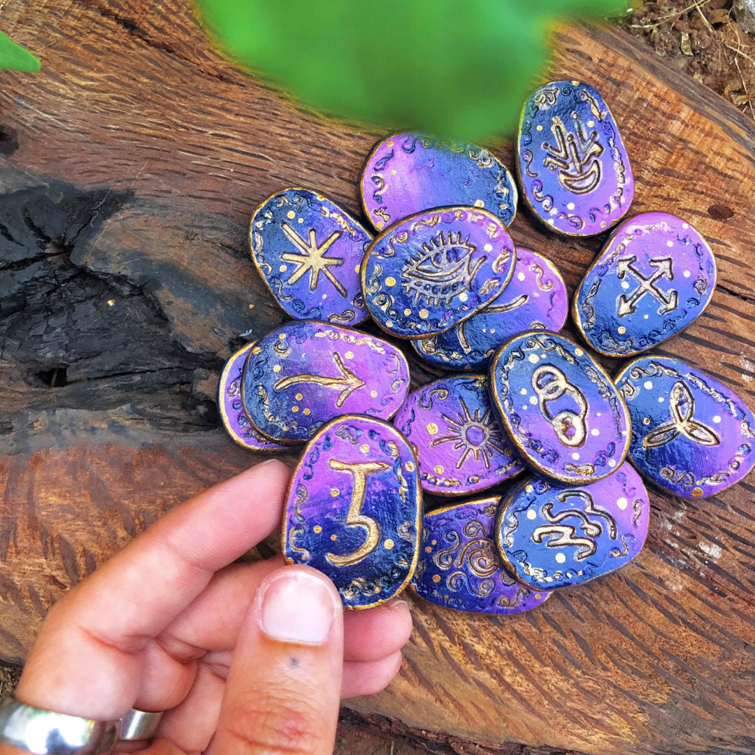 Runas de Bruja artesanales "Velo Astral"