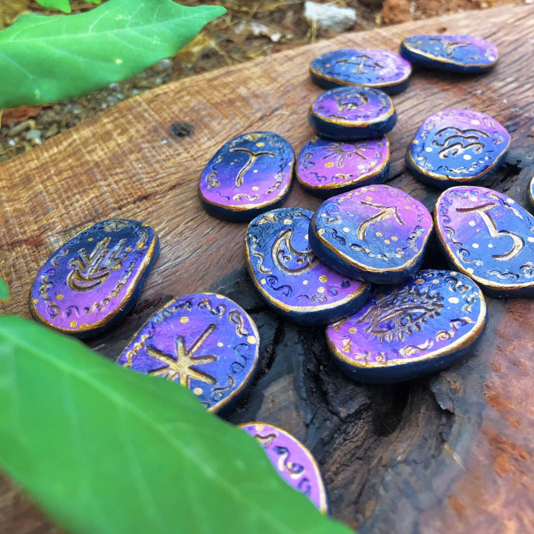 Runas de Bruja artesanales "Velo Astral"