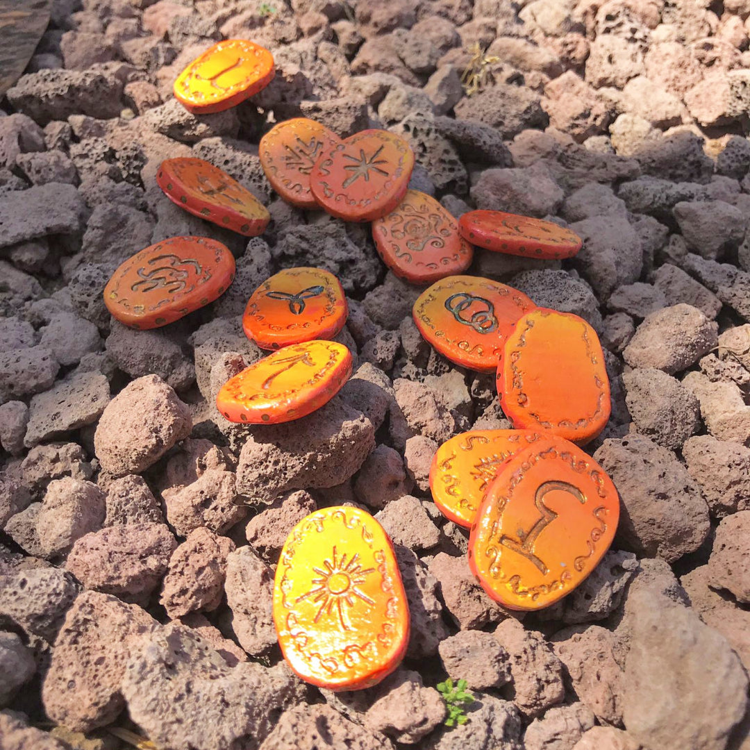 Runas de Bruja artesanales "Sol Interno"