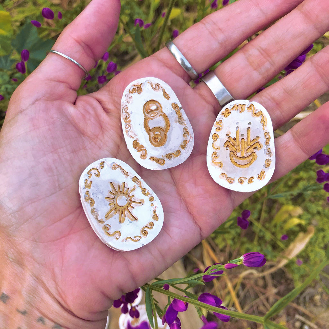 Runas de Bruja "Bruma de Luna"
