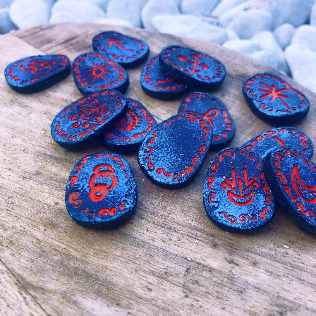 Runas de Bruja artesanales "Tormenta Astral"