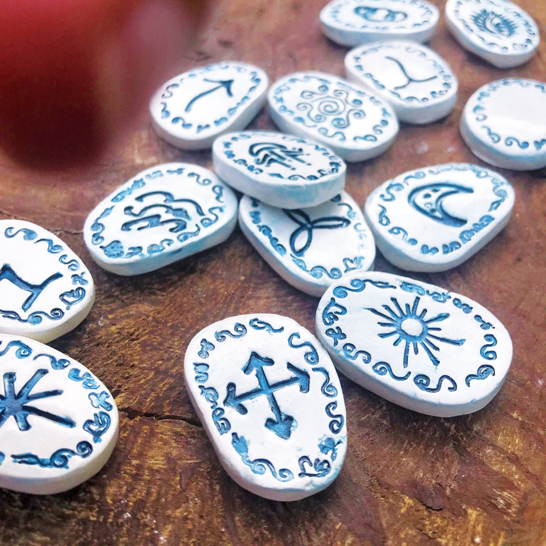Runas de Bruja artesanales "Eco del Templo"