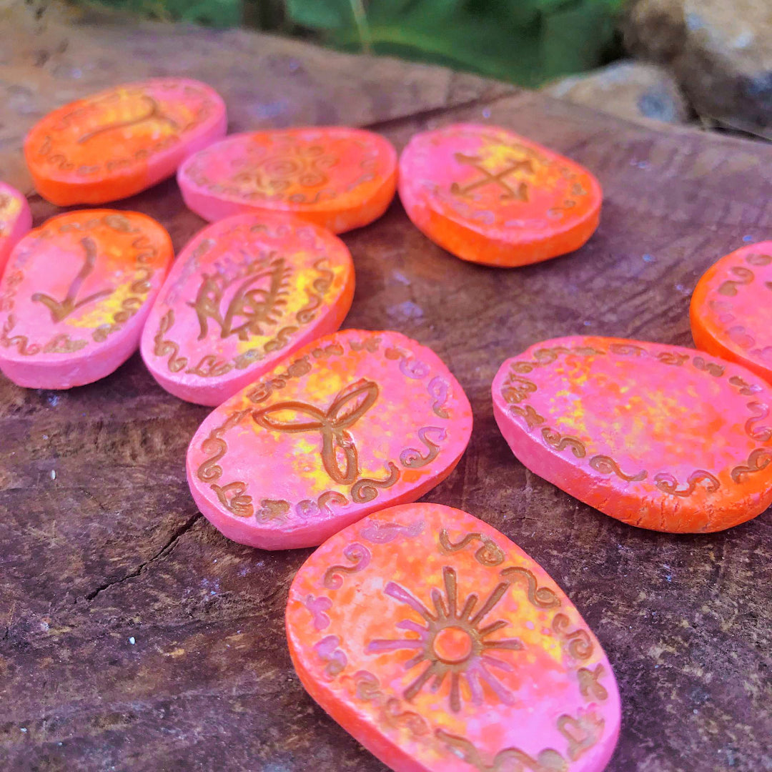 Runas de Bruja artesanales "Aurora Encantada"