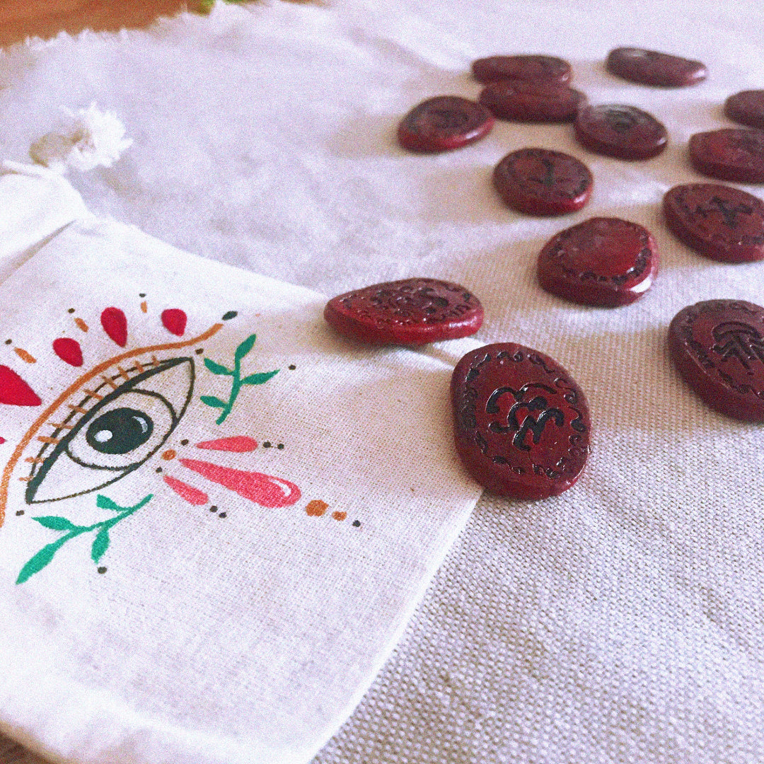 Conjunto saquito + tapete para runas "Custodia"