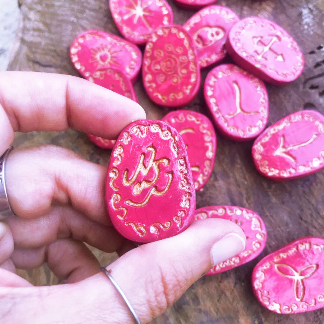 Runas de Bruja artesanales "Fuego del alma"