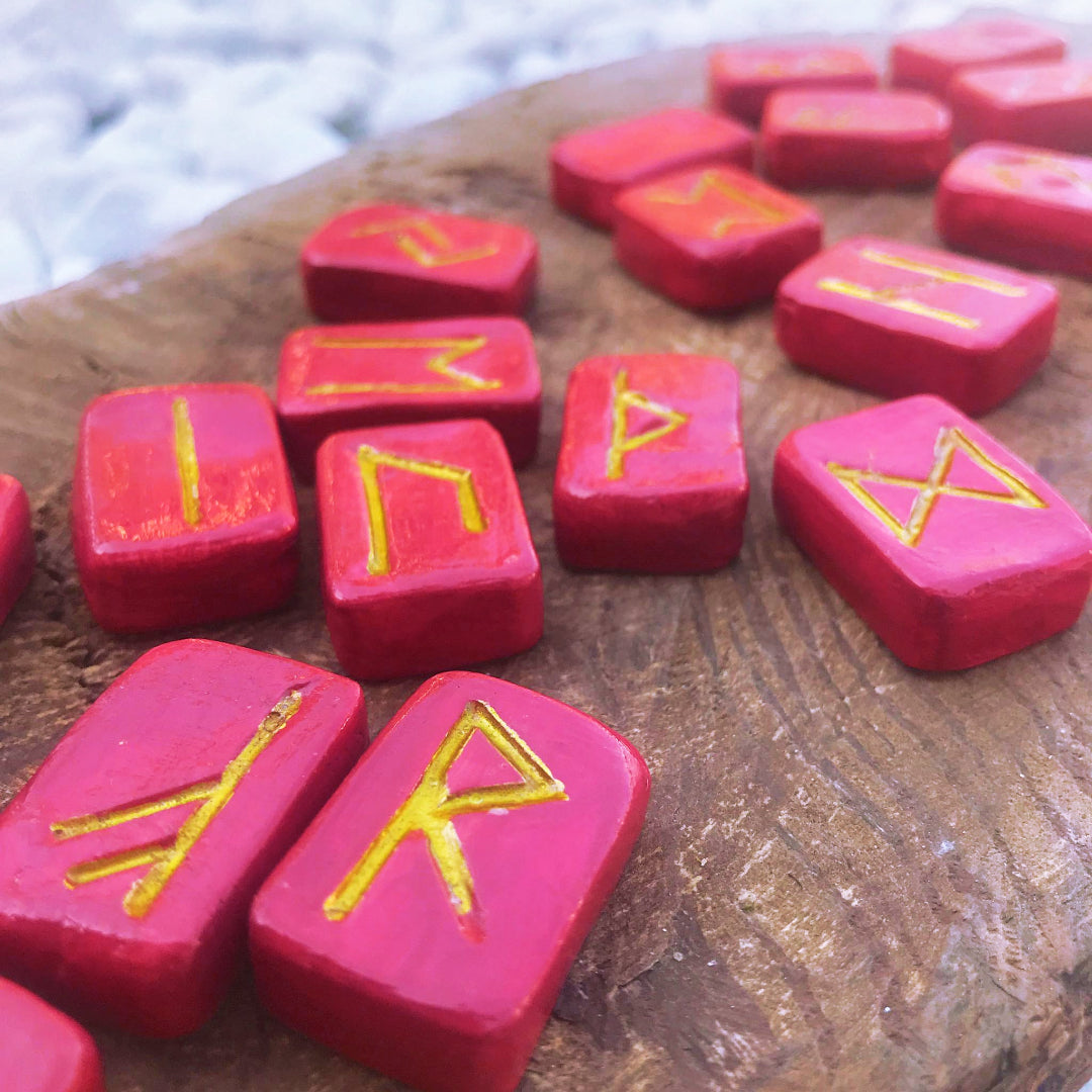 Runas Vikingas artesanales "Flor de Sangre y Oro"
