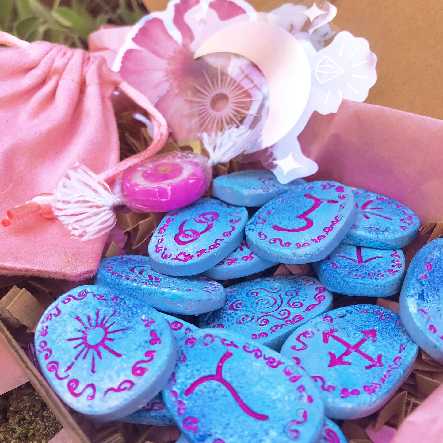 Runas de Bruja "Ethereal Joy"