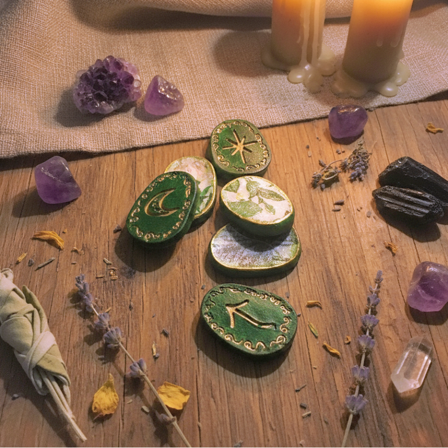 Runas de Bruja Reliquia “Jardín Sagrado”