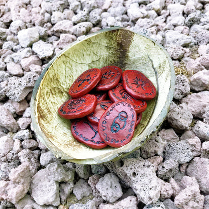 Runas de Bruja artesanales "Sangre de Völva"