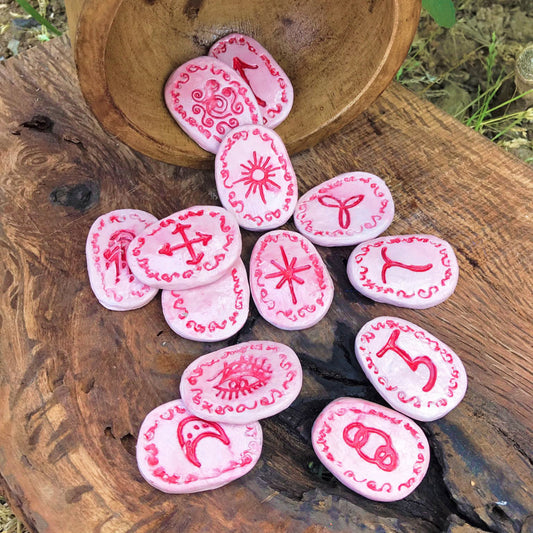 Runas de Bruja artesanales "Llama del Amor Sagrado"