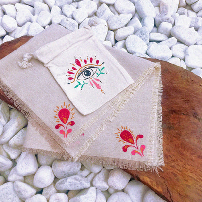 Conjunto saquito + tapete para runas "Custodia"