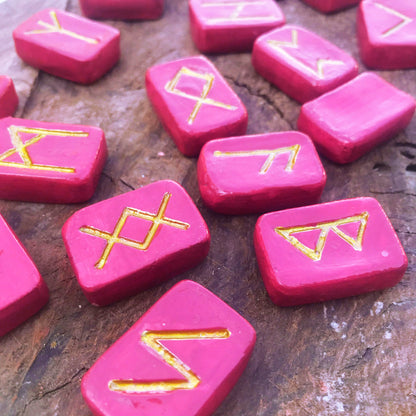 Runas Vikingas artesanales "Flor de Sangre y Oro"