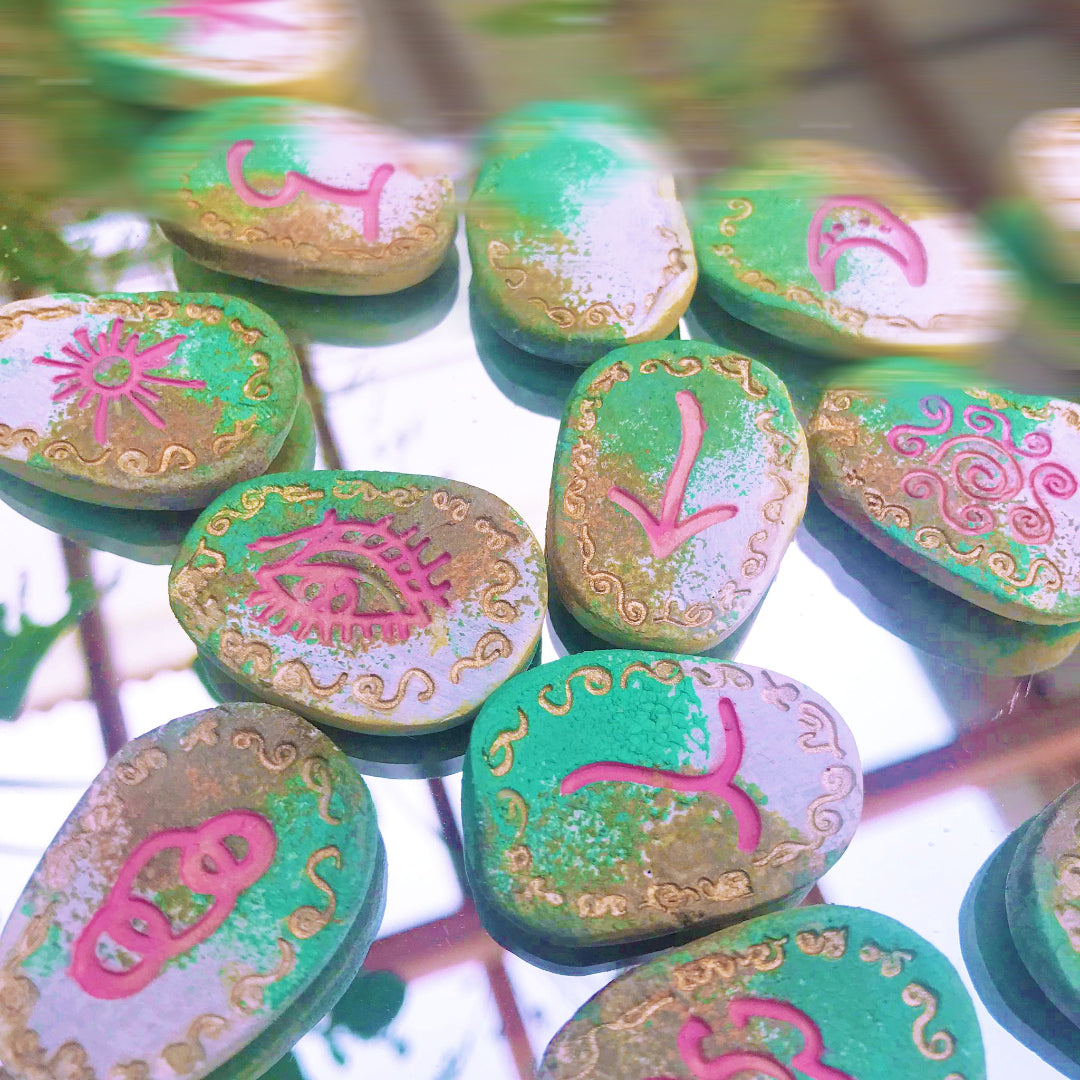 Runas de Bruja artesanales "Hylé"