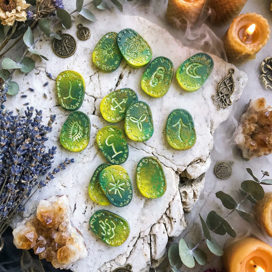 Runas de Bruja "Viridis Oràculo"