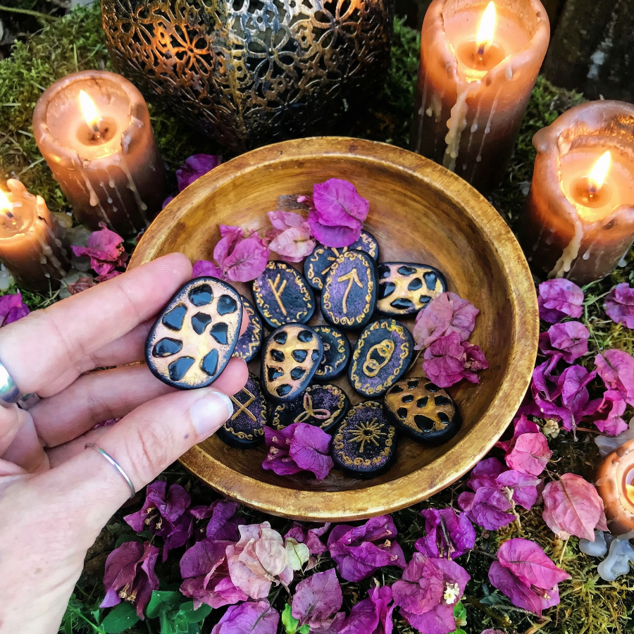 RUNAS de Bruja "Umbra Magna"