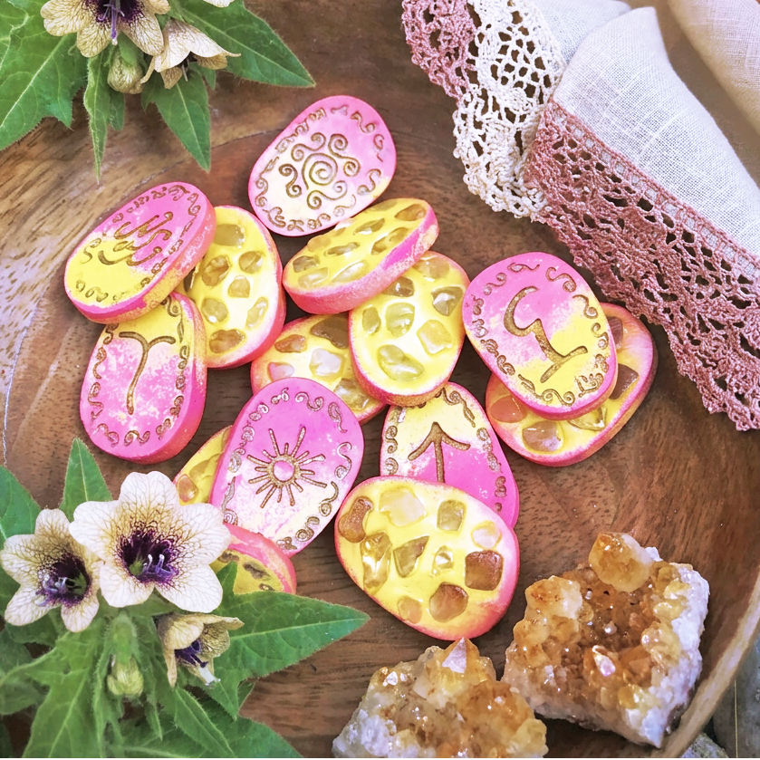 RUNAS de Bruja "Sol de Mayo"